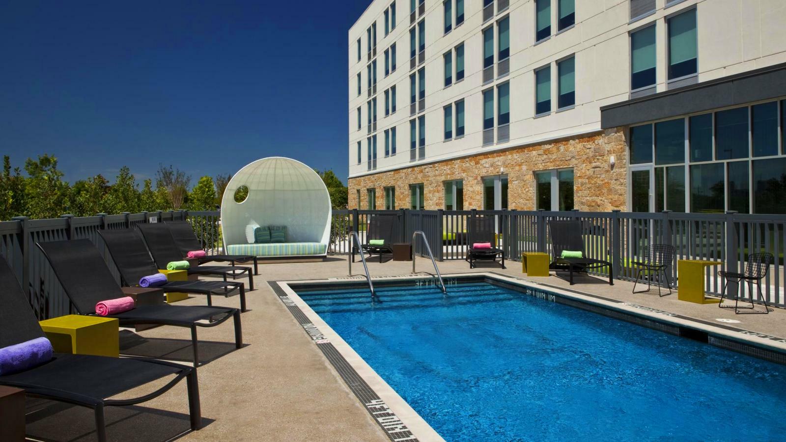 Aloft 4*