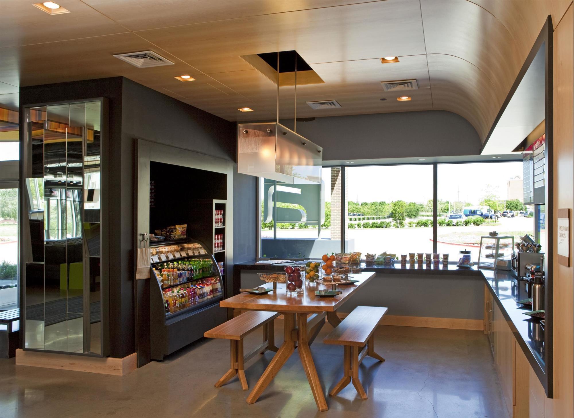 Hotel Aloft 4*