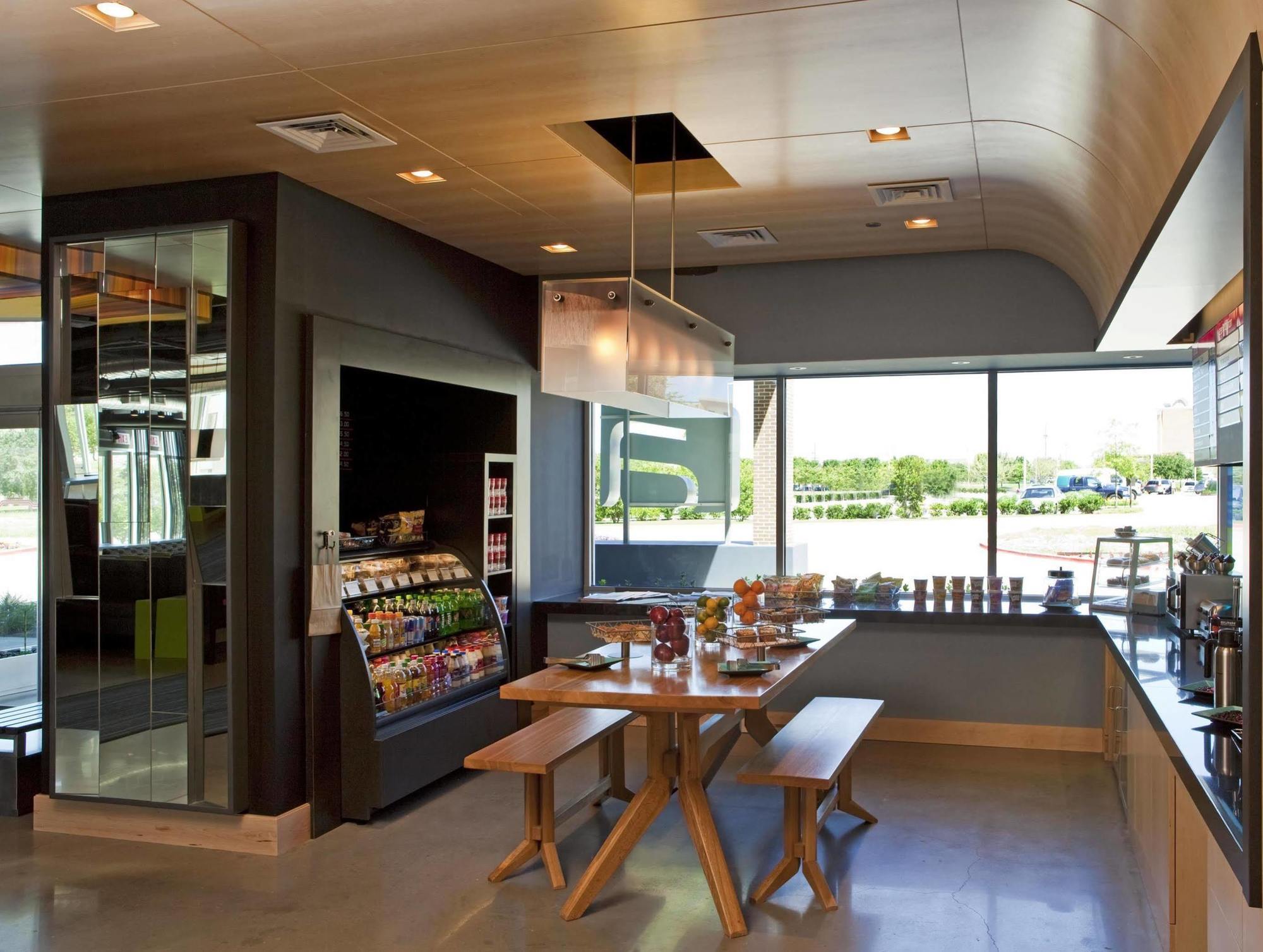 Aloft Hotel